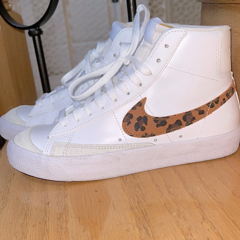 Nike blazer Mid leopard sneakers